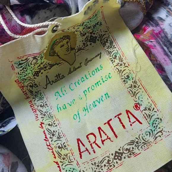 NWT Meant to Keep Shirt Embroidery - Picture 4 of 16